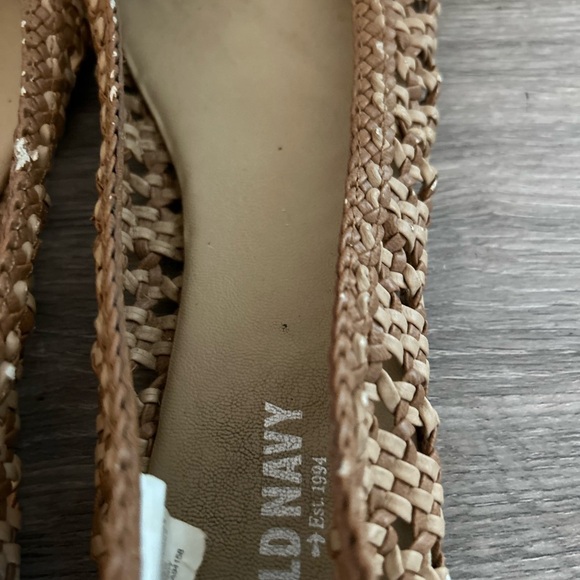 Old Navy Brown Woven Flats - Picture 5 of 6